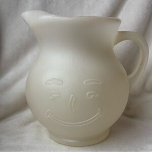 Vintage 1980s Kool-Aid Man 2 Quart White Hard Plastic Smiling Face Pitcher